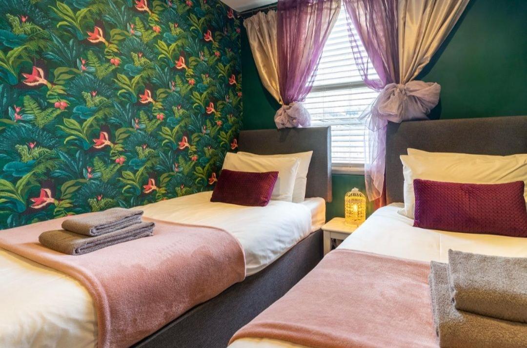 Enchanted Hideaway, Bath Villa Екстериор снимка